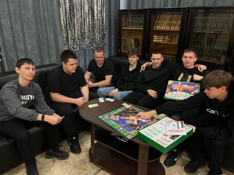Встреча клуба настольных игр «Твой ход»